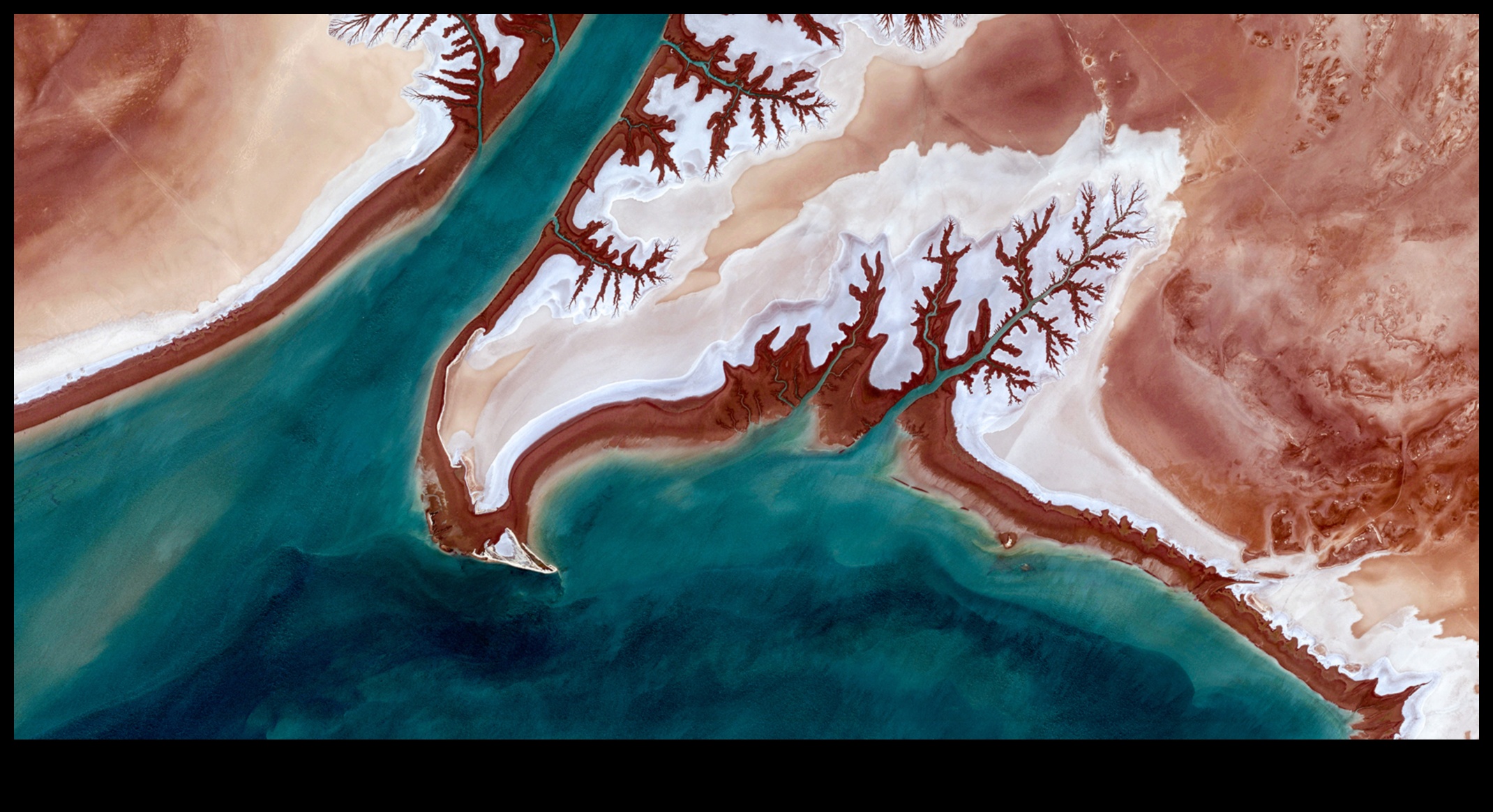 Frumusețea Pământului O sărbătoare vizuală 4 Dincolo de orizont: o explorare vizuală a frumuseții Pământului