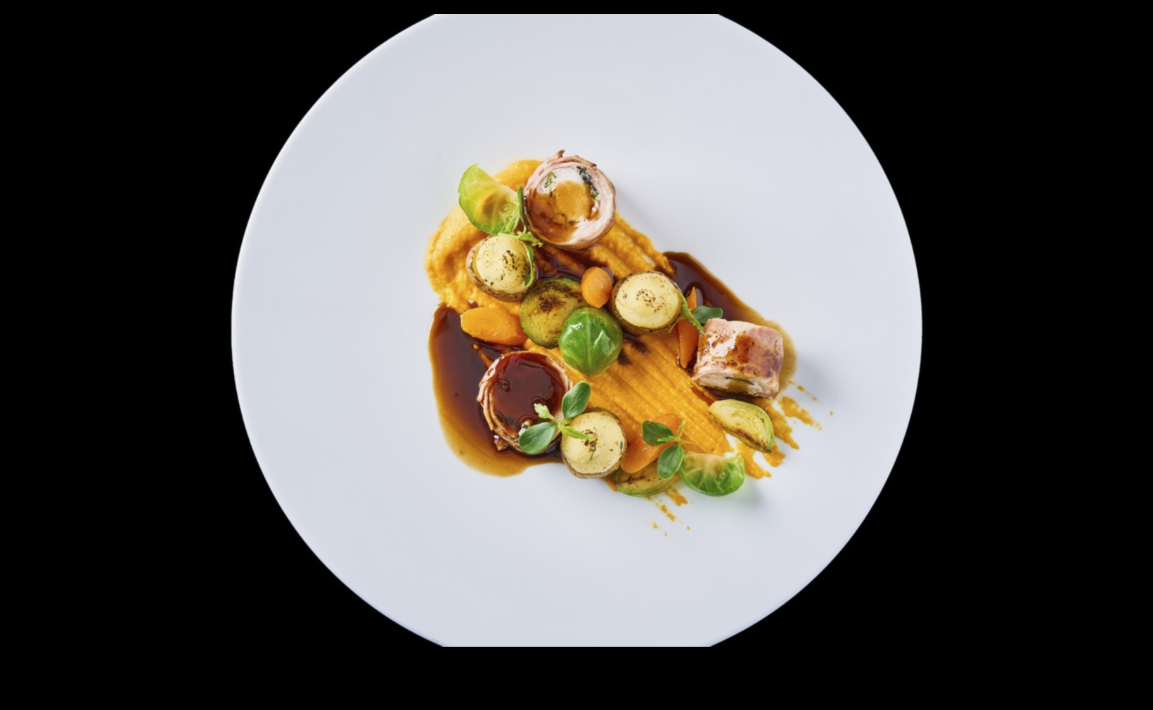 Flirurile aromate adaugă entuziasm meselor tale cu aceste accente culinare 4 Fliruri aromate: accente culinare pentru a vă îmbunătăți masa