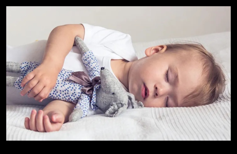 Naptime Nurtures: Elemente esențiale pentru somn pentru dezvoltarea sănătoasă a bebelușului