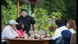 Retragere culinară de bricolaj: scufundați-vă în experiențe culinare