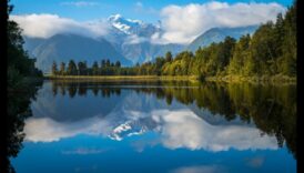 Summit Serenity: Explorarea liniștii peisajelor montane